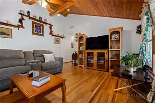 906 Mountaindale Rd, Vilas, NC 28692 - Photo 6