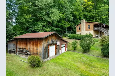 906 Mountain Dale Road, Vilas, NC 28692 - Photo 2