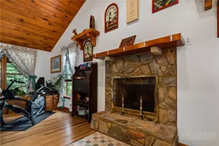 906 Mountaindale Rd, Vilas, NC 28692 - Photo 8
