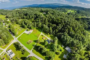 150 Grizzly Ln, Boone, NC 28607 - Photo 4
