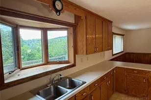 735 Weaver Ford Rd, Grassy Creek, NC 28631 - Photo 16