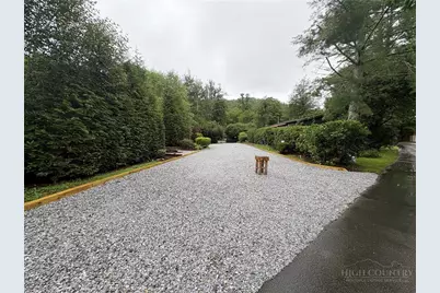 148 Golden Rod Loop, Newland, NC 28657 - Photo 4