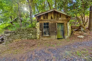 1092 Hartzog Ford Rd, West Jefferson, NC 28694 - Photo 34