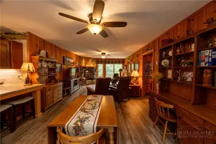 106 W Pond Creek Rd, Beech Mountain, NC 28604 - Photo 14