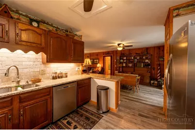 106 W Pond Creek Road #F, Beech Mountain, NC 28604 - Photo 12