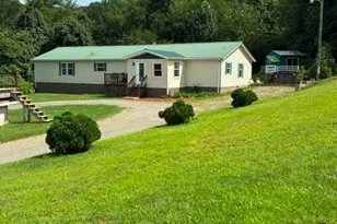 78 Joines St, Sparta, NC 28675 - Photo 2