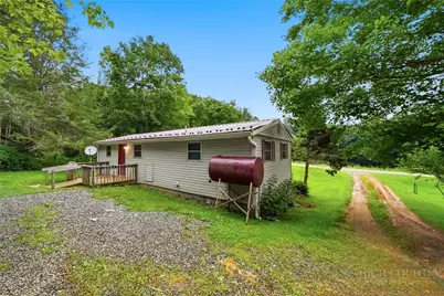 88 Trim Branch Road, Newland, NC 28657 - Photo 24
