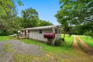 88 Trim Branch Rd, Newland, NC 28657 - Photo 24