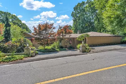 241 Wonderland Trail, Blowing Rock, NC 28605 - Photo 2