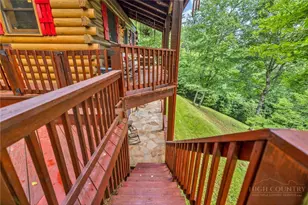 219 Ravenwood Dr, West Jefferson, NC 28694 - Photo 36