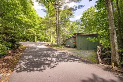 458 Windridge Road, Newland, NC 28657 - Photo 2