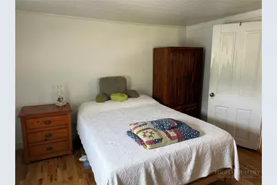 511 Bare Street, West Jefferson, NC 28694 - Photo 14