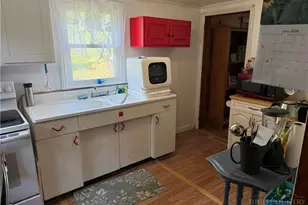 511 Bare St, West Jefferson, NC 28694 - Photo 18