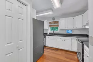 6415 Rhododendron Run, Newland, NC 28657 - Photo 8