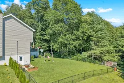 6415 Rhododendron Run, Newland, NC 28657 - Photo 30