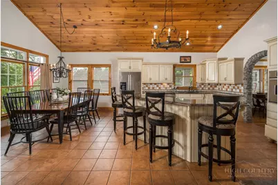 305 Laurel Lane, Blowing Rock, NC 28605 - Photo 20