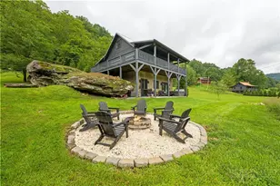 3244 Old US Hwy 421, Vilas, NC 28692 - Photo 2