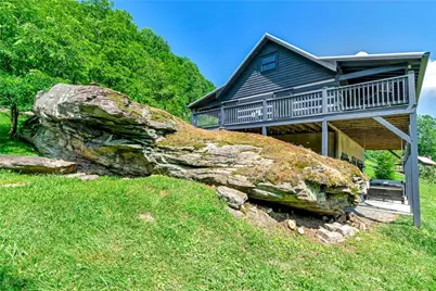 3244 Old US Highway 421, Vilas, NC 28692 - Photo 6