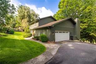 403 Blairmont Dr, Boone, NC 28607 - Photo 2