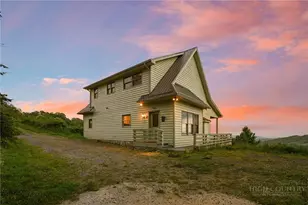 11 Wildflower Ln, Newland, NC 28657 - Photo 16