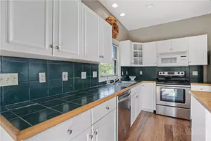 11 Wildflower Ln, Newland, NC 28657 - Photo 20