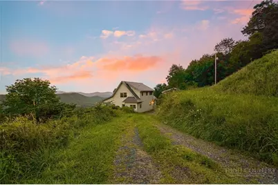 11 Wildflower Lane, Newland, NC 28657 - Photo 2