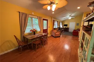 51 Pepperidge Ln, Newland, NC 28657 - Photo 4