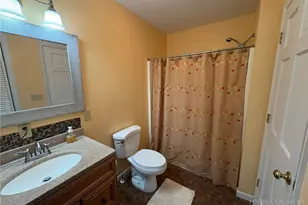 51 Pepperidge Ln, Newland, NC 28657 - Photo 10