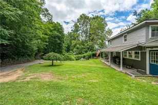 2601 Mountaindale Rd, Vilas, NC 28692 - Photo 34