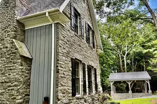 21 Maple Leaf Ln, Roaring Gap, NC 28668 - Photo 8