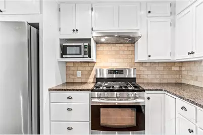 560 Kelway Place, Winston Salem, NC 27104 - Photo 16
