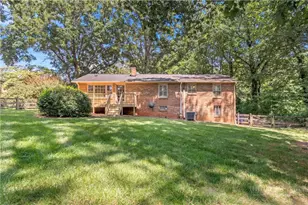 560 Kelway Pl, Winston Salem, NC 27104 - Photo 32