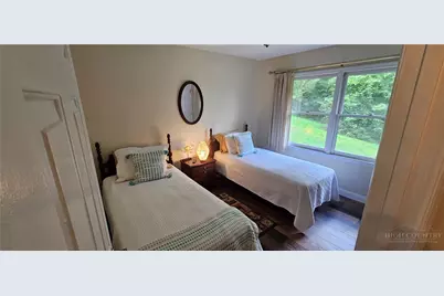 600 Mountain Glen, Newland, NC 28657 - Photo 12