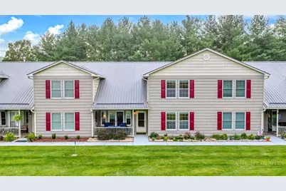 1063 Golf Course Road #3, West Jefferson, NC 28694 - Photo 4