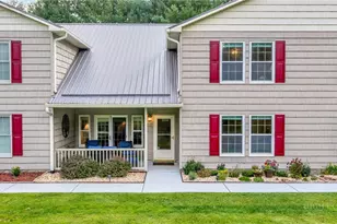 1063 Golf Course Rd, West Jefferson, NC 28694 - Photo 2