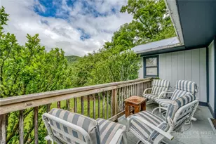 25 Reuben Wooten Rd, Banner Elk, NC 28604 - Photo 2