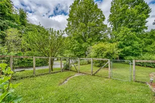 25 Reuben Wooten Rd, Banner Elk, NC 28604 - Photo 4