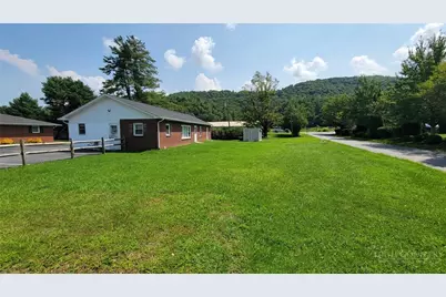136 Ivy Drive, Boone, NC 28607 - Photo 12