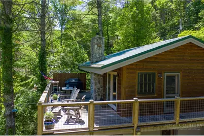 356 E New River Drive, West Jefferson, NC 28694 - Photo 8