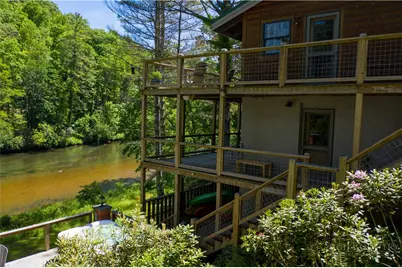 356 E New River Drive, West Jefferson, NC 28694 - Photo 4