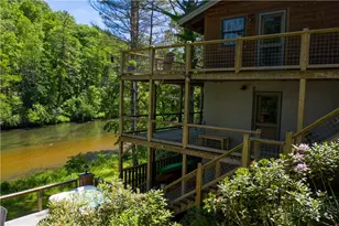 356 E New River Dr, West Jefferson, NC 28694 - Photo 4