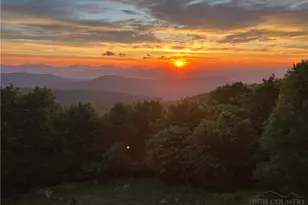 1407 Almost Heaven Rd, Boone, NC 28607 - Photo 2