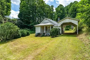 4815 Flat Springs Rd, Elk Park, NC 28622 - Photo 26