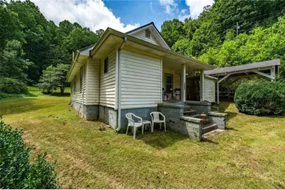 4815 Flat Springs Road, Elk Park, NC 28622 - Photo 28