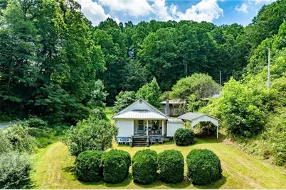 4815 Flat Springs Road, Elk Park, NC 28622 - Photo 22