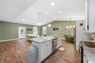 276 Wes Jones Rd, Newland, NC 28657 - Photo 10