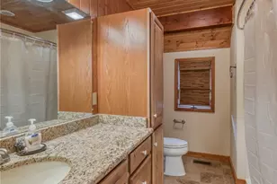 625 Mountain Glen Dr, Newland, NC 28657 - Photo 16
