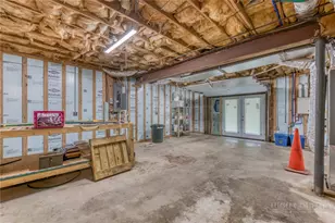 625 Mountain Glen Dr, Newland, NC 28657 - Photo 30