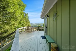 924 Balsam Dr, Newland, NC 28657 - Photo 8