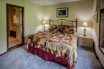 245 Evergreen Drive #4 Chestnut, Blowing Rock, NC 28605 - Photo 20